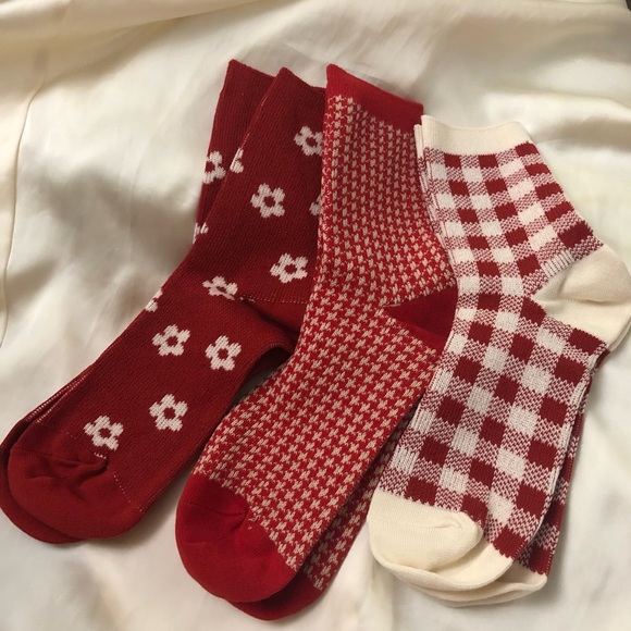 RED crew socks bundle for women - Picture 1 of 3